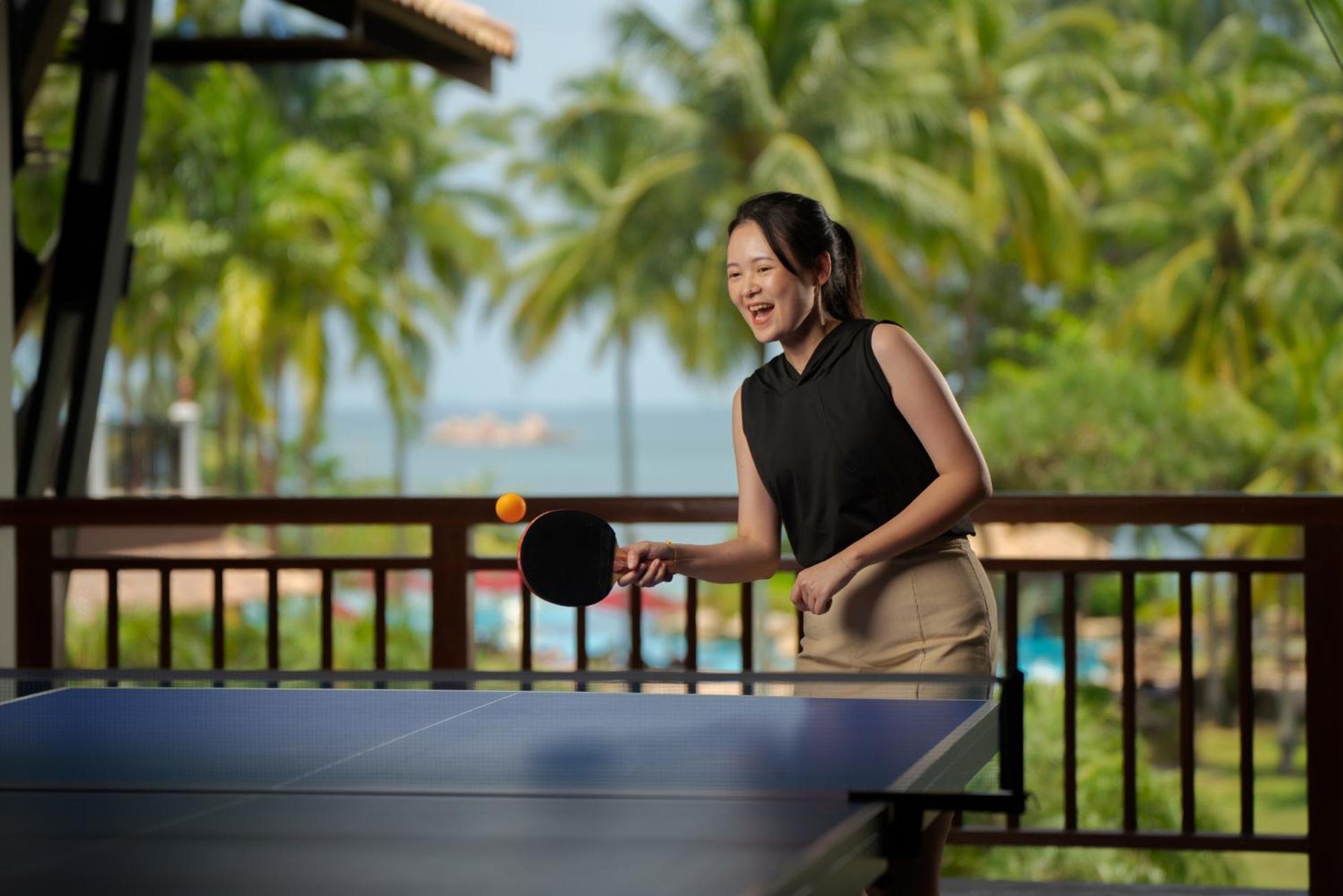 Nirwana Resort Hotel Lagoi Extérieur photo